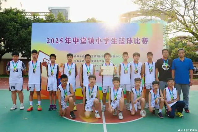 5v5篮球全场跑位训练课程_1