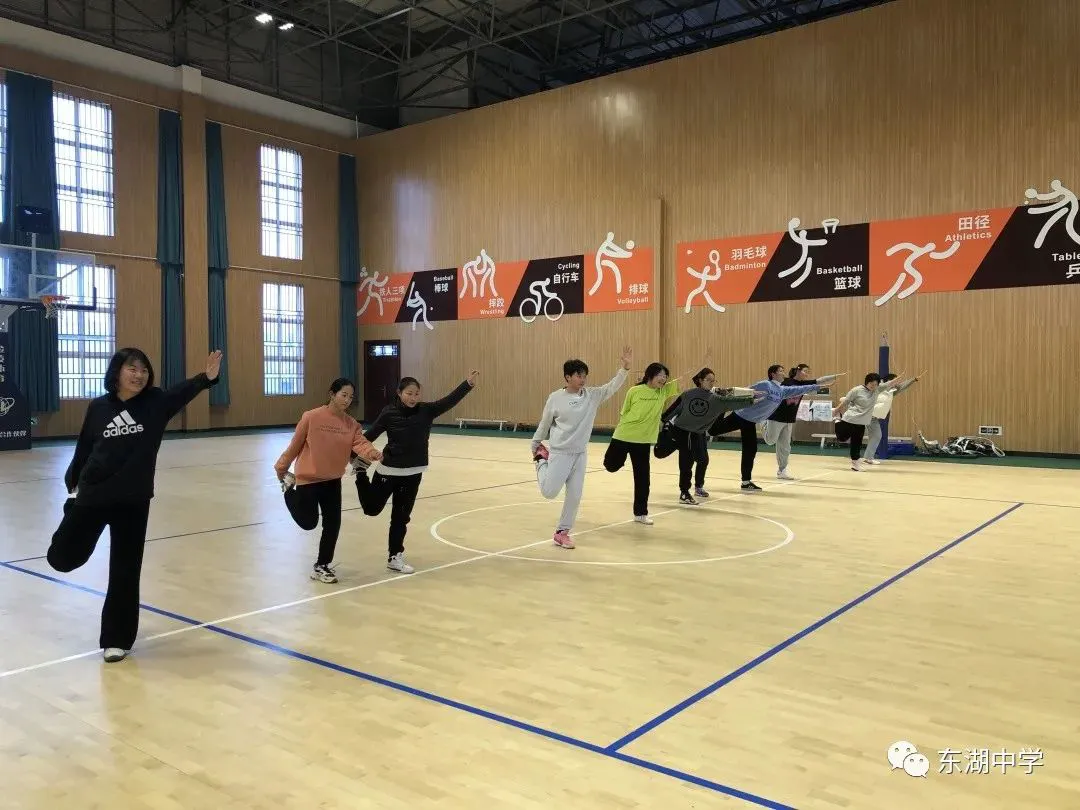 前锋如何通过专项训练提升投篮命中率_0